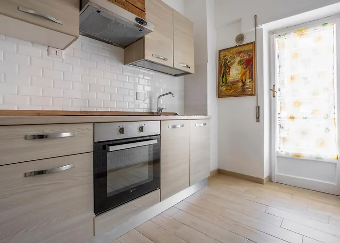 Appartamento Guest Host - Stylish Near Trastevere! Roma